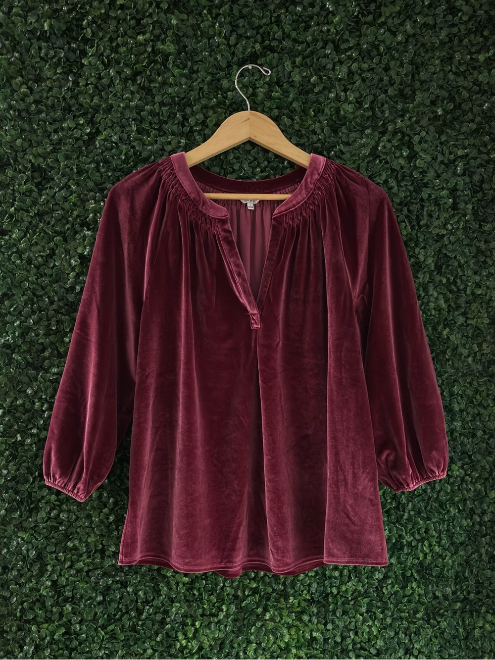 Sz L Crown & Ivy Burgundy Velvet Peasant Blouse